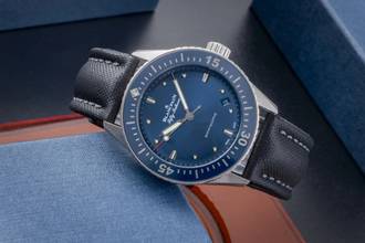 Thumbnail von Blancpain Fifty Fathoms Bathyscaphe Stahl Automatik Ref. 5100-1140-O52A Papiere