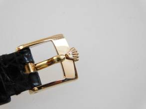 Thumbnail von Rolex Cellini 18 Karat Gelbgold Cellini Handaufzug medium Size 24 x 29 mm N.O.S. mit original 18 Kt Schließe Original Band und Box