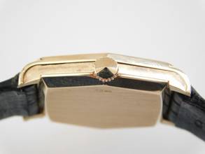 Thumbnail von Rolex Cellini 18 Karat Gelbgold Cellini Handaufzug medium Size 24 x 29 mm N.O.S. mit original 18 Kt Schließe Original Band und Box