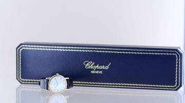 Thumbnail von Chopard 18K LUC Klassiker Gelbgold Lady Dresswatch white roman Dial
