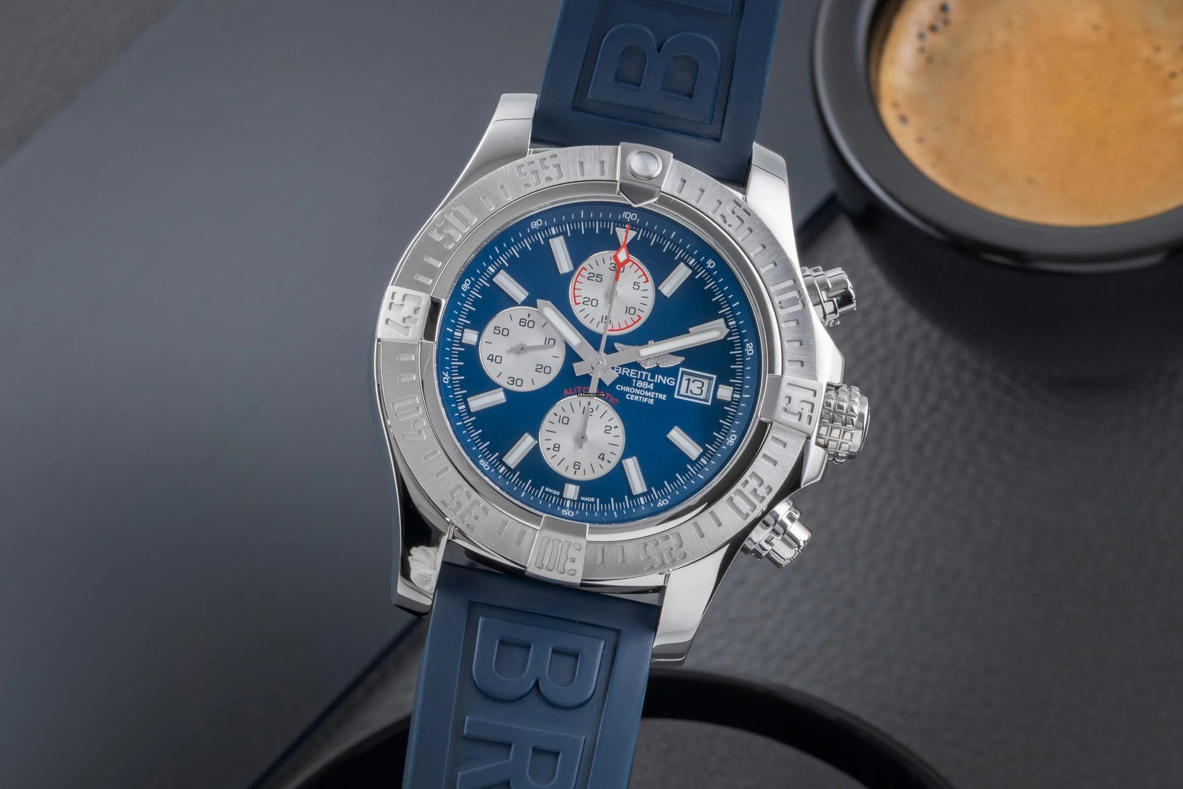 Breitling Super Avenger II Chronograph Stahl Automatik Ref. A13371 Papiere