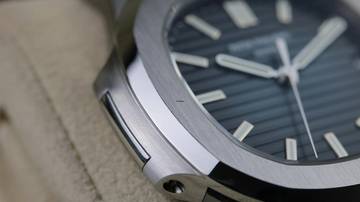 Thumbnail von Patek Philippe Nautilus Steel - Blue - New Calibre - New - Fullset - 09/2020
