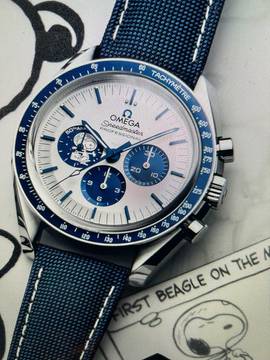 Omega Speedmaster Professional Moonwatch 310.32.42.50.02.001 Speedmaster 'Silver Snoopy Award' SOFORT VERFÜGBAR Okt. 2025 Sofort verfügbar-Deutsche Auslieferung-Full Set!