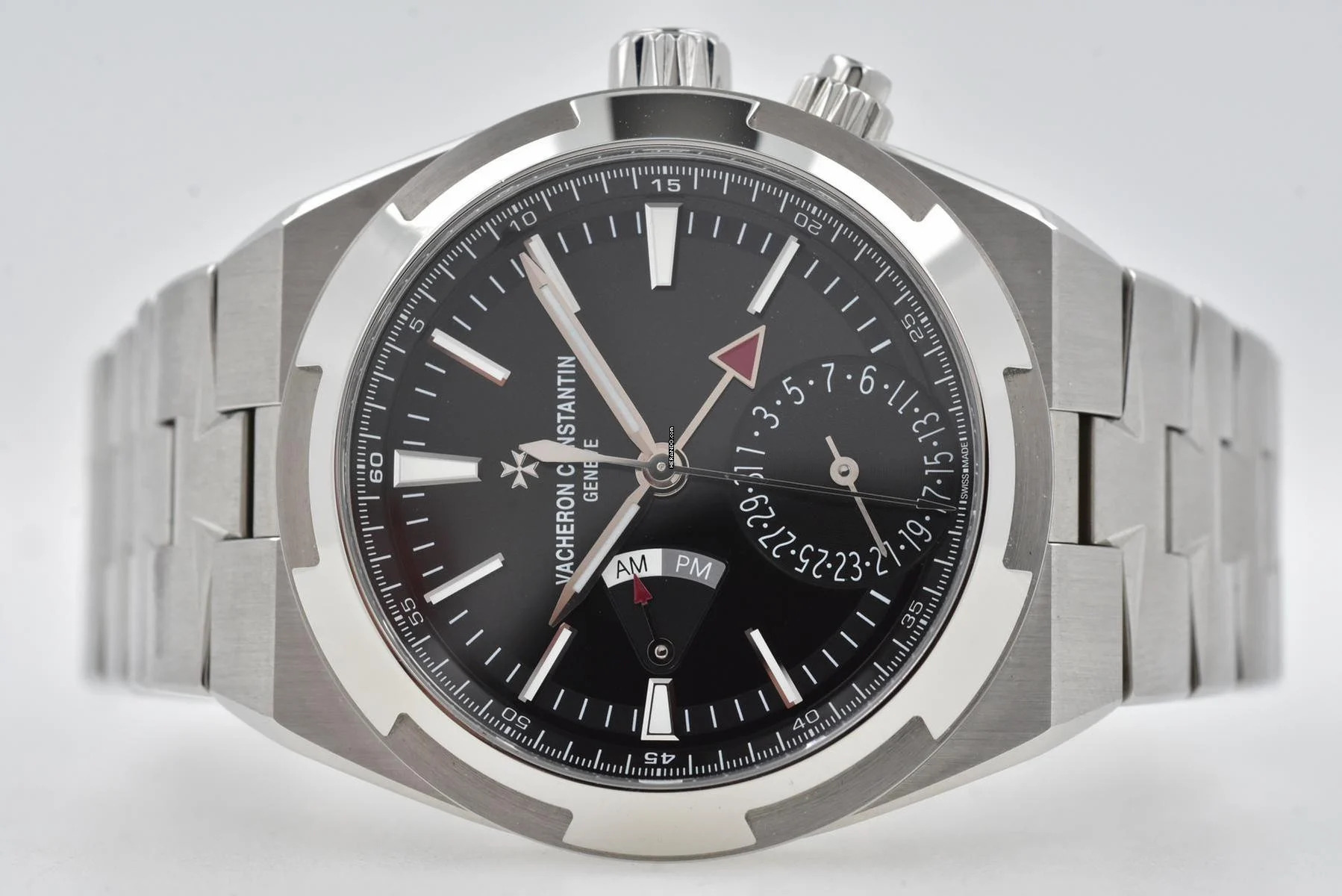 Vacheron Constantin Overseas Dual Time 7900V/110A-B546 Black Dial 7900V