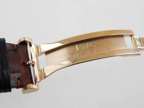 Thumbnail von IWC Portugieser Automatik Portuguese 18 Karat Rosegold 42mm mit großer Faltschließe im Neu Zustand 7 Tages Werk Kaliber C 51010 mit Glasboden wie Neu 42 mm