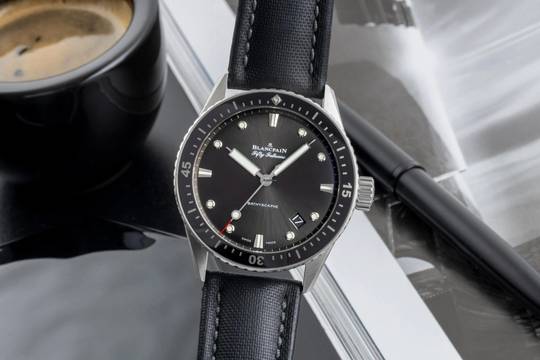  Blancpain Fifty Fathoms Bathyscaphe Stahl Automatik Ref. 5000-1110-B52A Papiere 