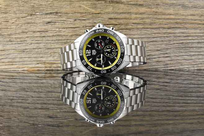  TAG Heuer Formula 1 Quarz Chronograph 43MM Quartz Carbon Dial 