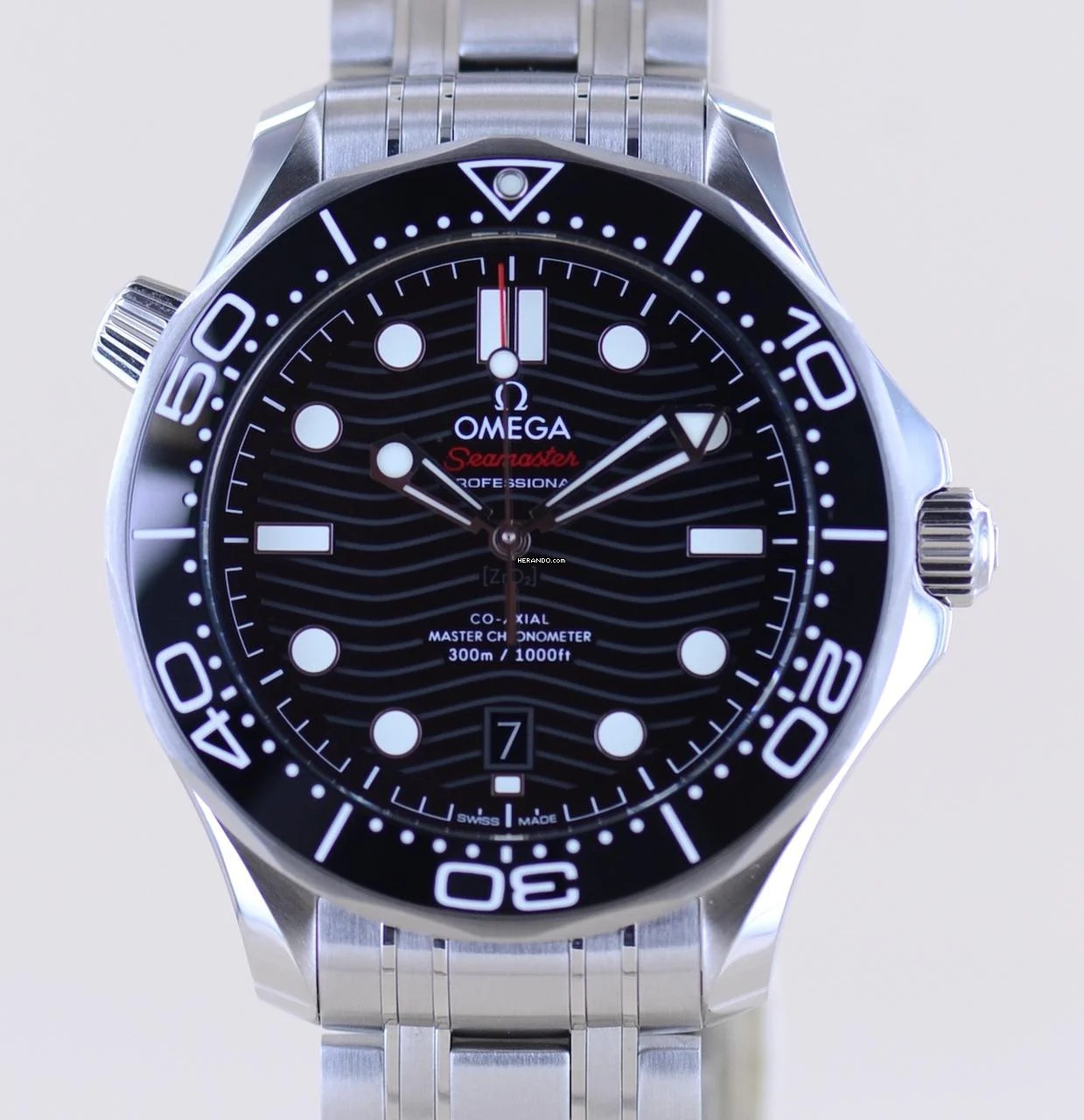 Omega Seamaster Diver 300 M Co-Axial Master Chronometer 42mm Top black Keramik Diver B+P