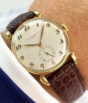  Patek Philippe Vintage ref 590 Solid Gold Vintage Handwinding Serviced 590 