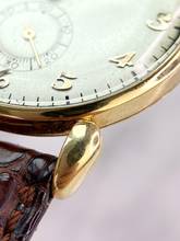 Thumbnail von Patek Philippe Vintage ref 590 Solid Gold Vintage Handwinding Serviced 590