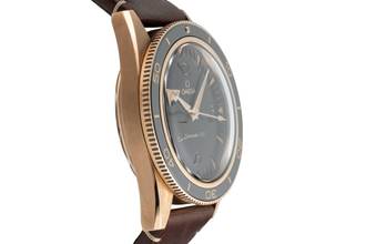 Thumbnail von Omega Seamaster 300 Bonze Gold Automatik Ref. 234.92.41.21.10.001