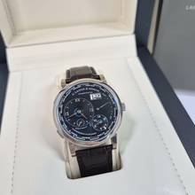 Thumbnail von A. Lange & Söhne Lange 1 Dual Time Ouro Branco 41mm Corda Completo