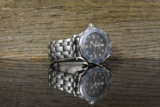 Thumbnail von Omega Seamaster Diver 300 M Professional 300M Quarz Mid Size James Bond - Tritium Blue Wave Dail - Vintage 1994