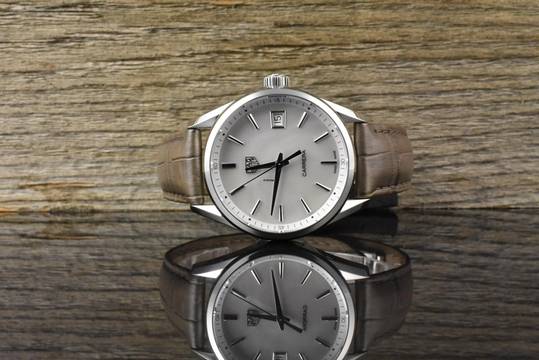  TAG Heuer Carrera Lady Quarz 36mm Perlmutt / MOP Dial - Stahl - 2021 