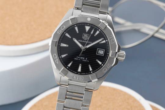  TAG Heuer Aquaracer 300M Automatik Calibre 5 Datum Edelstahl Herrenuhr Ref. WAY2110 