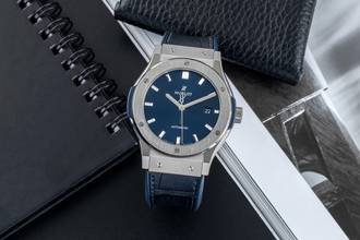 Thumbnail von Hublot Classic Fusion Blue Titan Automatik Herrenuhr 542.NX.7170.LR B&P