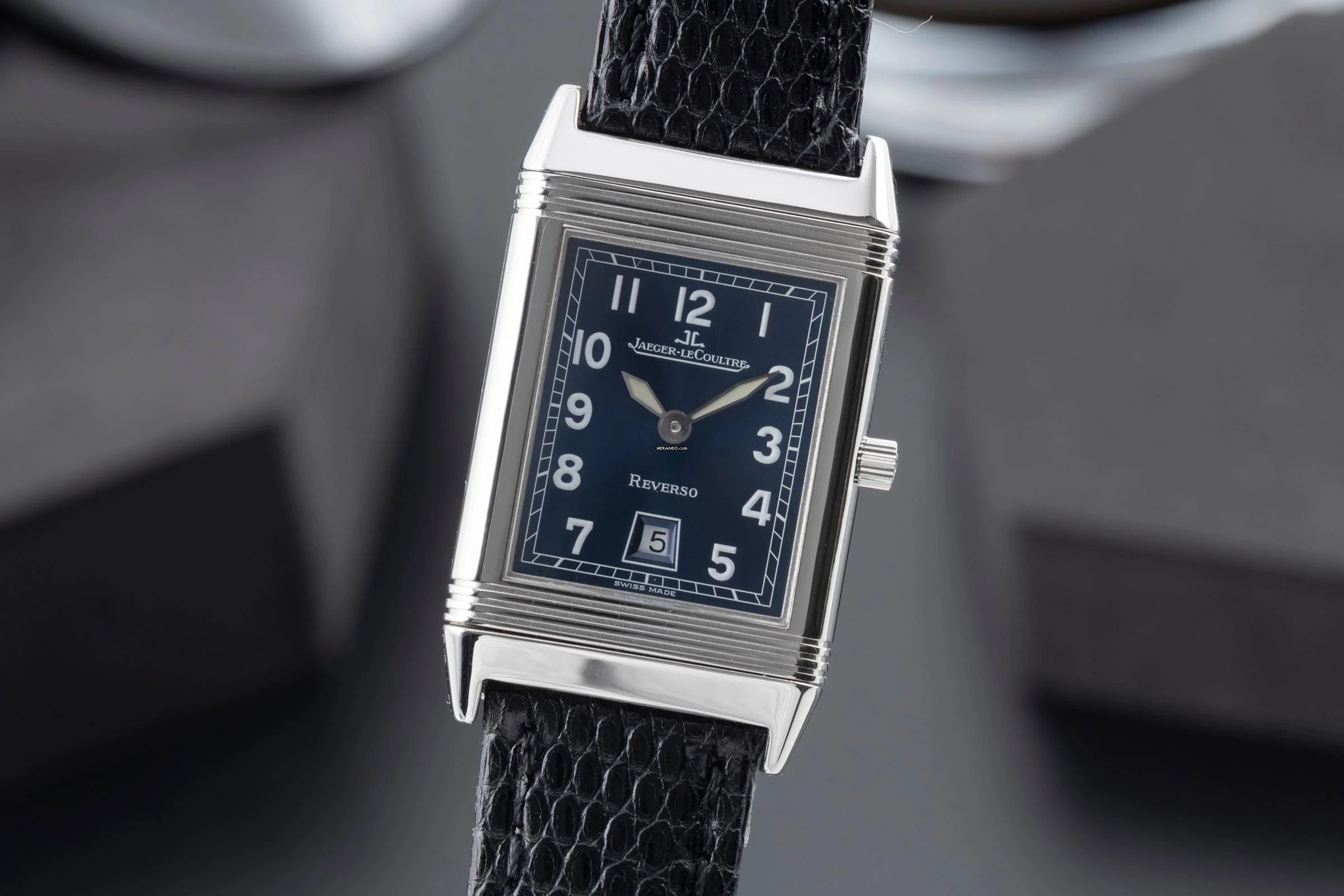 Jaeger-LeCoultre Reverso Classique Stahl Quarz Damenuhr Ref QA251804 / 250.8.10