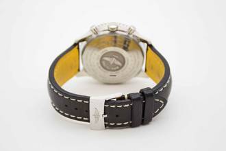 Thumbnail von Breitling Navitimer World deutsche Auslieferung im perfekten Fullset aus 2019