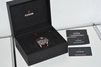 Thumbnail von Tudor Black Bay Heritage Black Bay Red Rot 79230R Textilband Textile