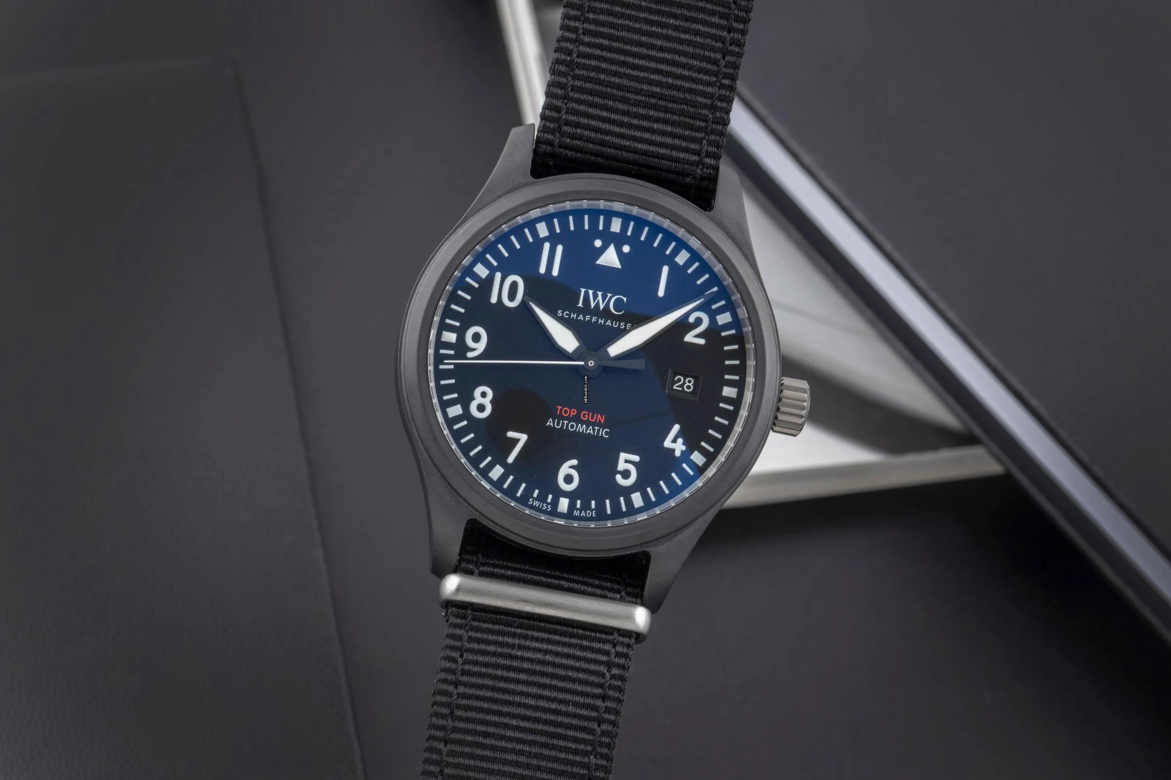 IWC Fliegeruhr Pilot Top Gun Keramik / Titan Automatik Herrenuhr Ref. IW326901 B&P 2019