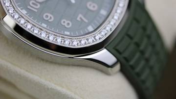 Thumbnail von Patek Philippe Aquanaut Luce Lady Green Diamond - like New - Fullset - 2022
