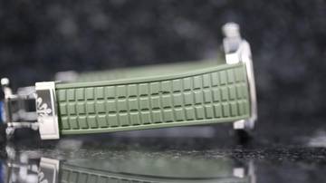 Thumbnail von Patek Philippe Aquanaut Luce Lady Green Diamond - like New - Fullset - 2022