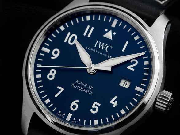  IWC Fliegeruhr Mark Pilot’s Watch Mark XX Ref.IW328203 2025 Full Set Ungetragen 