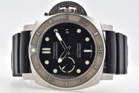  Panerai Luminor Submersible 47mm Titanium Mike Horn PAM00984 PAM 984 Special Edition 
