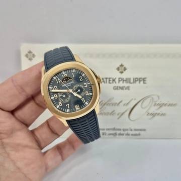  Patek Philippe Aquanaut LUCE Annual Calendar Ouro Rosé 40mm Automático Completo 