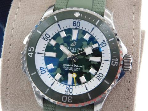  Breitling Superocean 46 Automatic 46 Super Diver Green Neu & ungetragen 10/2025 Full Set Garantie bis 29.10.2027 