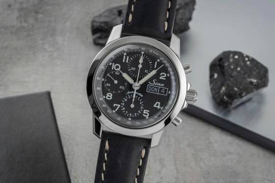  Sinn 103 St Ty Fliegerchronograph Edelstahl Automatik Herrenuhr Ref. 103.050 Box 