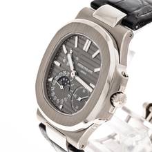 Thumbnail von Patek Philippe Nautilus Whitegold – 5712G-001 – like NEW – 11/2017 Full Set