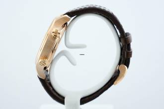 Thumbnail von Chopard L.U.C Time Traveler One In Rose Gold - With Box And Papers - 161942-5001 2019