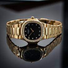 Thumbnail von Patek Philippe Nautilus 4700/3 Lady 27MM Factory diamonds dial and bezel gold 18KT TOP Condition