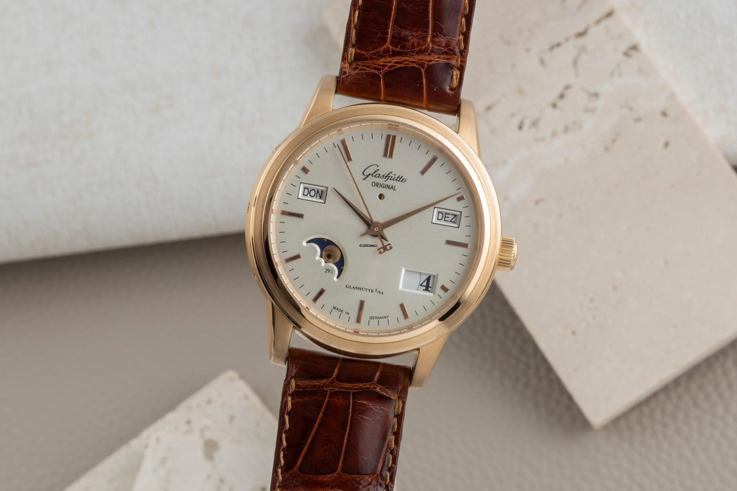 Glashütte Original Senator Ewiger Kalender 18k (0,750) Gold Ref. 39-50-01-11-04