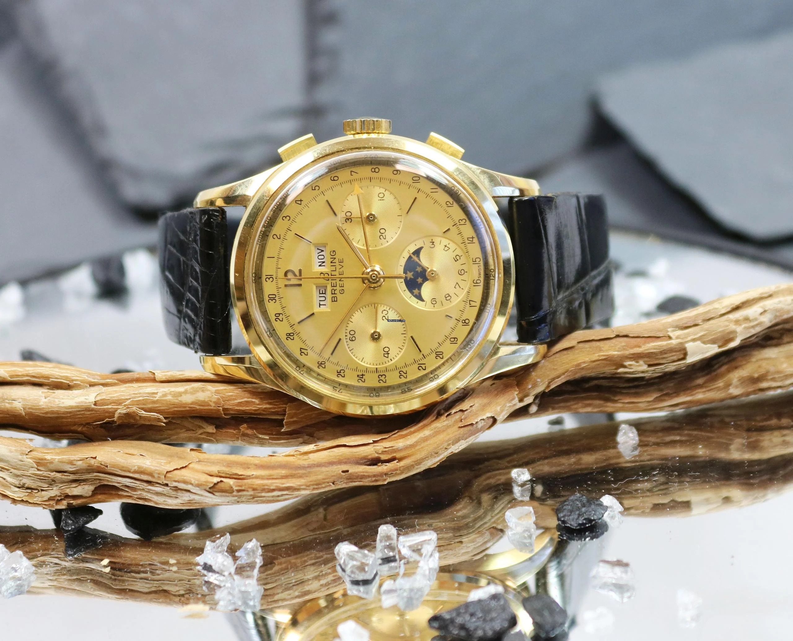 Breitling Triple calendar moonphase 18Karat Gold Rare vintage watch