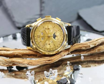  Breitling Triple calendar moonphase 18Karat Gold Rare vintage watch 