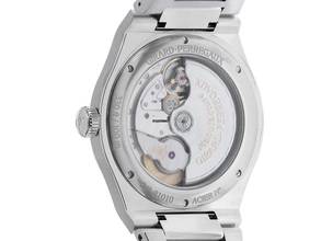 Thumbnail von Girard Perregaux Laureato Ref.81010-11-634-11A 2025 Full Set Ungetragen