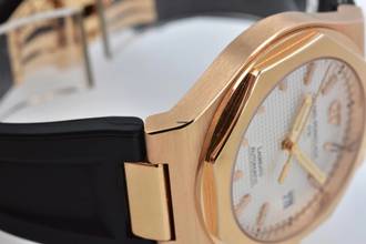 Thumbnail von Girard Perregaux Laureato Laureato18k Roségold Gold Rose 81005-52-132-BB6A