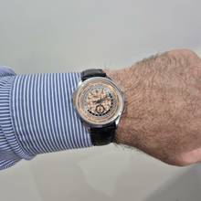 Thumbnail von Patek Philippe World Time Chronograph Flyback Salmon Dial 41mm Automático Completo