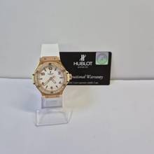 Thumbnail von Hublot Big Bang 38 mm Alpine Ouro Rosé & Diamonds 38mm Quartz Completo