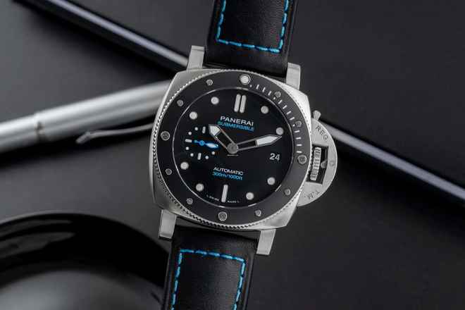  Panerai Luminor Submersible Stahl Automatik Herrenuhr PAM00683 B&P 