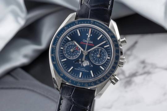  Omega Speedmaster Moonphase Mondphase Chronograph Co-Axial 304.33.44.52.03.001 