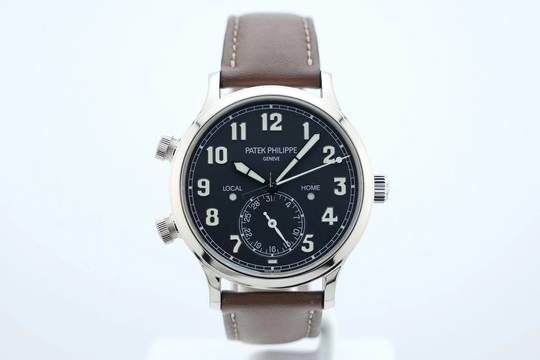  Patek Philippe Calatrava Pilot Travel Time 42MM Blue Dial Like New Box+Papers 5524G-001 2019 