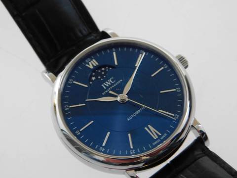 IWC Portofino Automatic Moon Phase 40 Herrenuhr mit original Papieren im Top Zustand IWC Warranty until 10 / 2028 