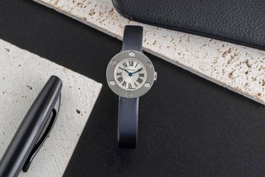  Cartier Love 18k (0,750) Weissgold Quarz Damenuhr Ref. WE800131 Box 