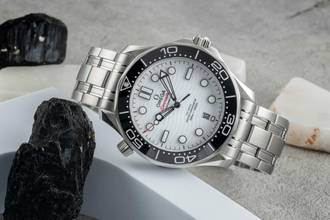 Thumbnail von Omega Seamaster Diver 300 M Stahl Automatik Ref. 210.30.42.20.04.001