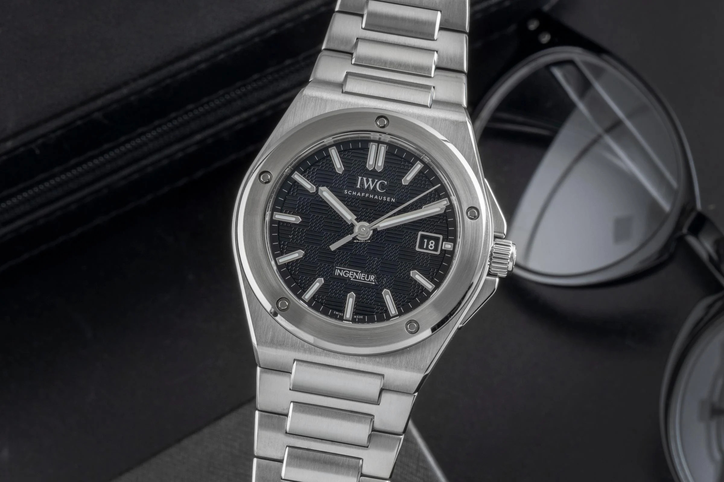 IWC Ingenieur Automatic Edelstahl Black Dial Automatik Herrenuhr Ref. IW328901 B&P 2023