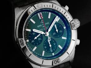Thumbnail von Breitling Chronomat B01 Green Dial Ref.AB0134101L2S1 2025 Full Set Ungetragen Chronomat B01 Green Dial Faltschließe