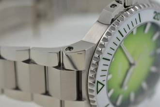 Thumbnail von Oris Aquis Date Taste of Summer Green White 01 733 7787 4137-07 8 22 04PEB